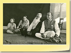 1961: with Mullickji in Shantiniketan (UJ-O36)