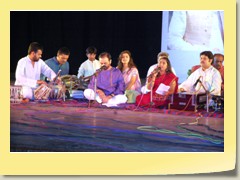 Uday Mazumdar, Amar Bhatt, Indira Shrimali, Nisha Barot, Niraj Parikh, Edwin Vaz, Amit Thakkar