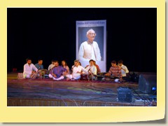 Uday Mazumdar, Amar Bhatt, Indira Shrimali, Nisha Barot, Niraj Parikh, Edwin Vaz, Amit Thakkar
